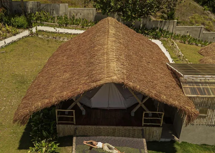 Luxury tent Glamping At Kalumo - Tent 2 *